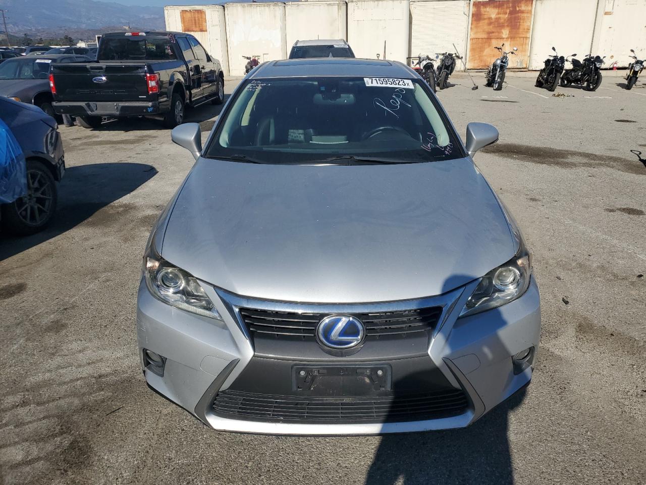 Photo 4 VIN: JTHKD5BHXF2219041 - LEXUS CT 