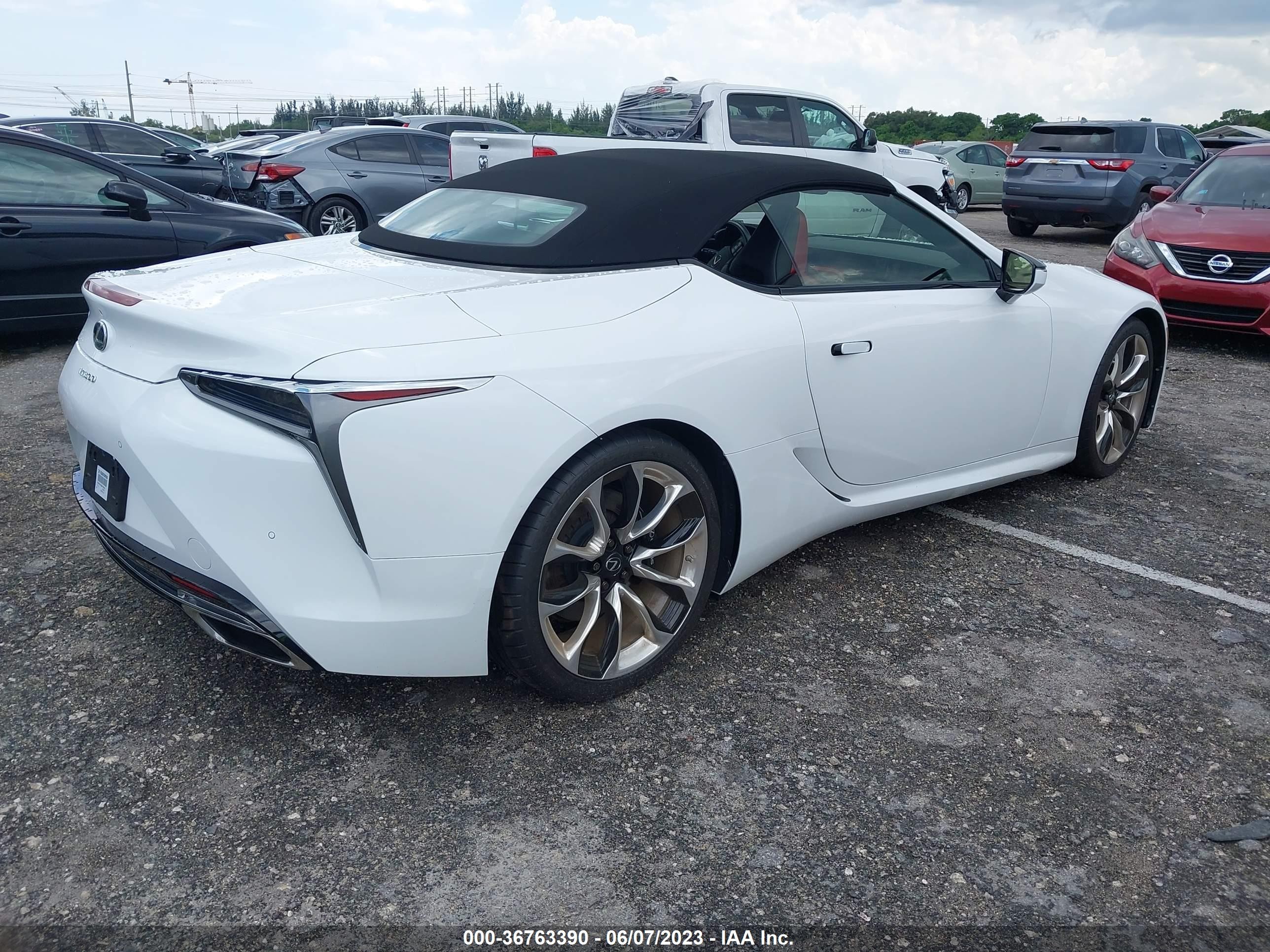 Photo 3 VIN: JTHKPAAY2MA103529 - LEXUS LC 