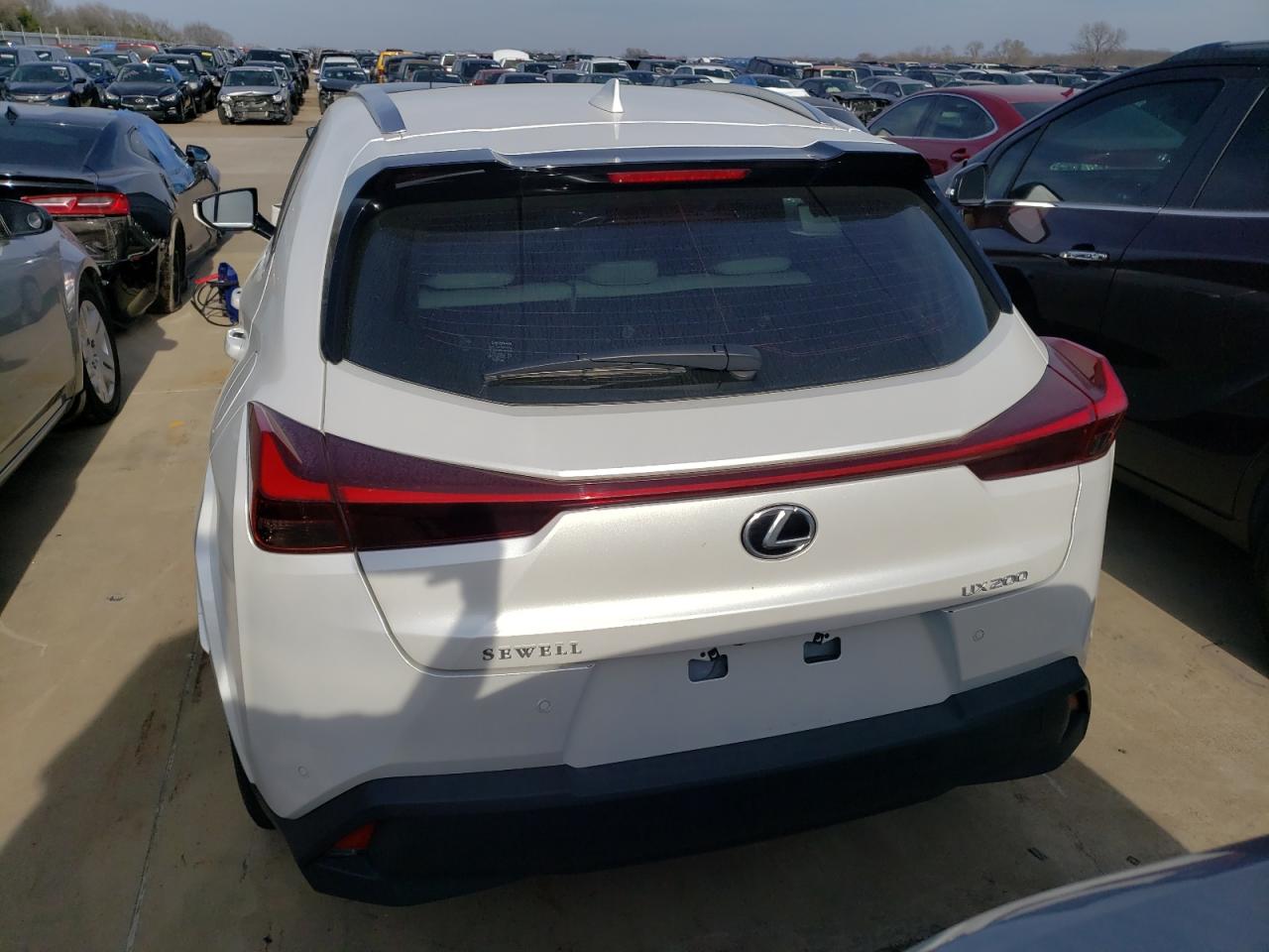 Photo 6 VIN: JTHP3JBH2N2046373 - LEXUS UX 