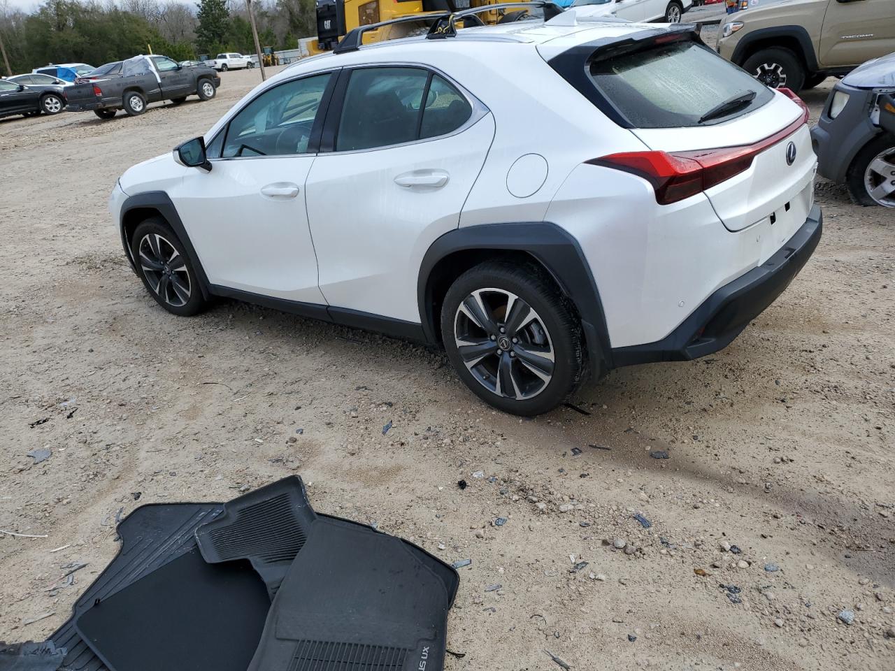 Photo 1 VIN: JTHP3JBH4M2045448 - LEXUS UX 