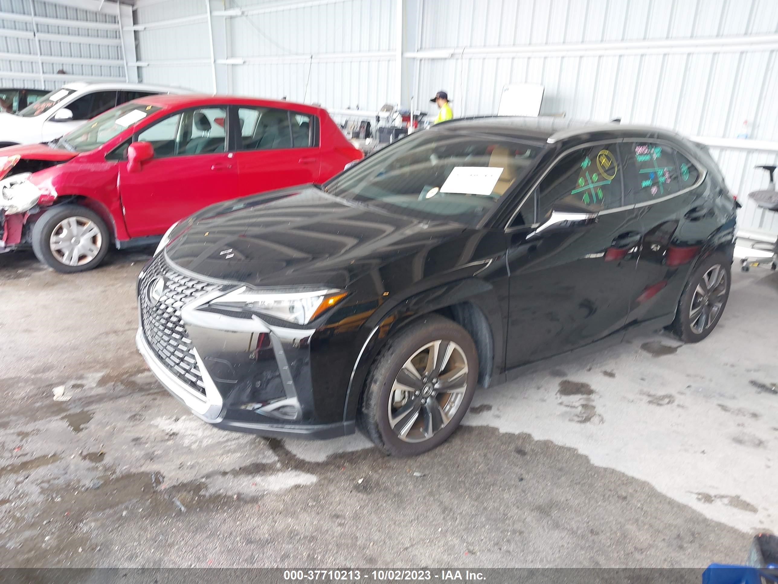 Photo 1 VIN: JTHP6JBH7P2152358 - LEXUS UX 