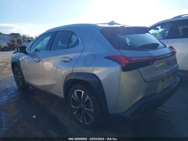 Photo 2 VIN: JTHP9JBH0L2027655 - LEXUS UX250H 