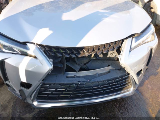 Photo 5 VIN: JTHP9JBH0L2027655 - LEXUS UX250H 