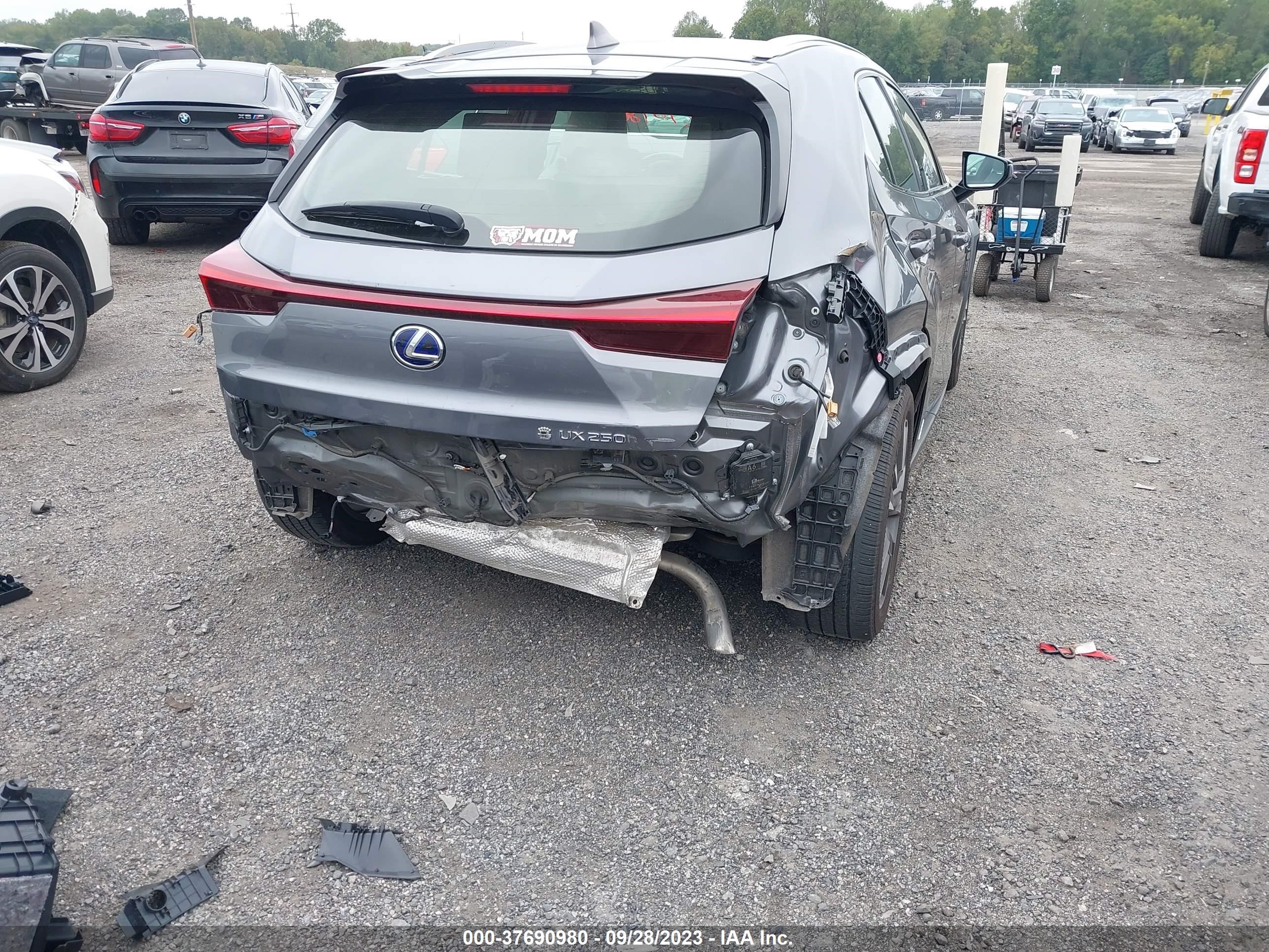 Photo 5 VIN: JTHP9JBH1L2022321 - LEXUS UX 