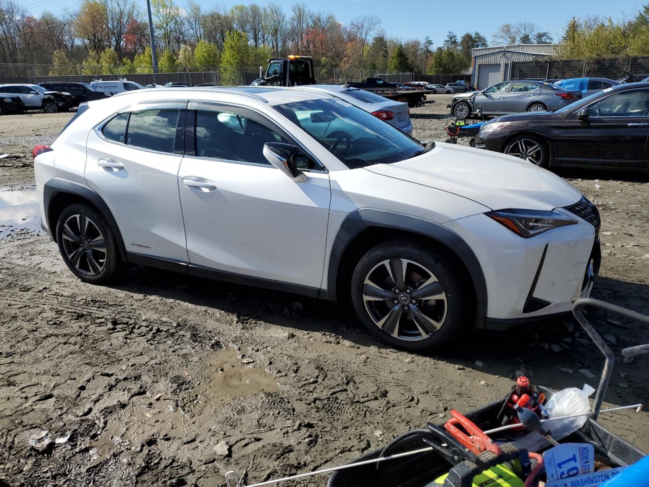 Photo 3 VIN: JTHP9JBH3L2021476 - LEXUS UX 