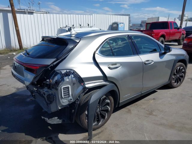 Photo 3 VIN: JTHP9JBH7L2022517 - LEXUS UX 250H 