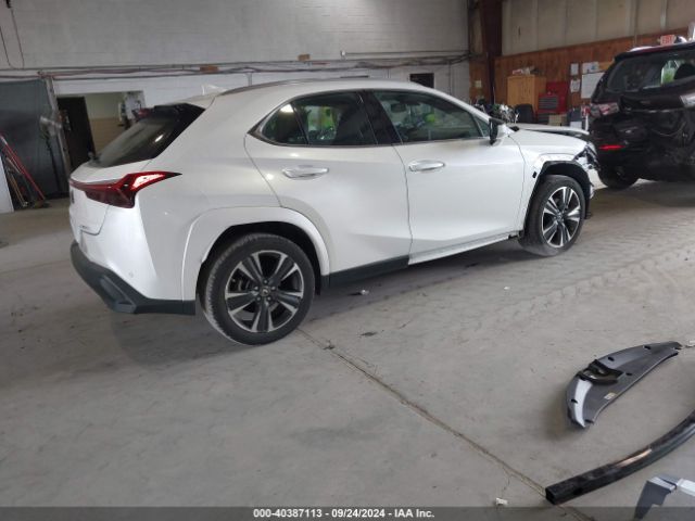 Photo 3 VIN: JTHP9JBH7R2071435 - LEXUS UX 