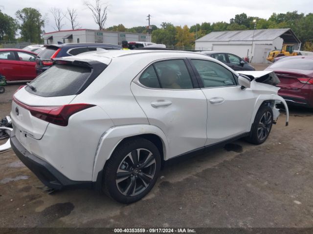 Photo 3 VIN: JTHP9JBH8R2078491 - LEXUS UX 