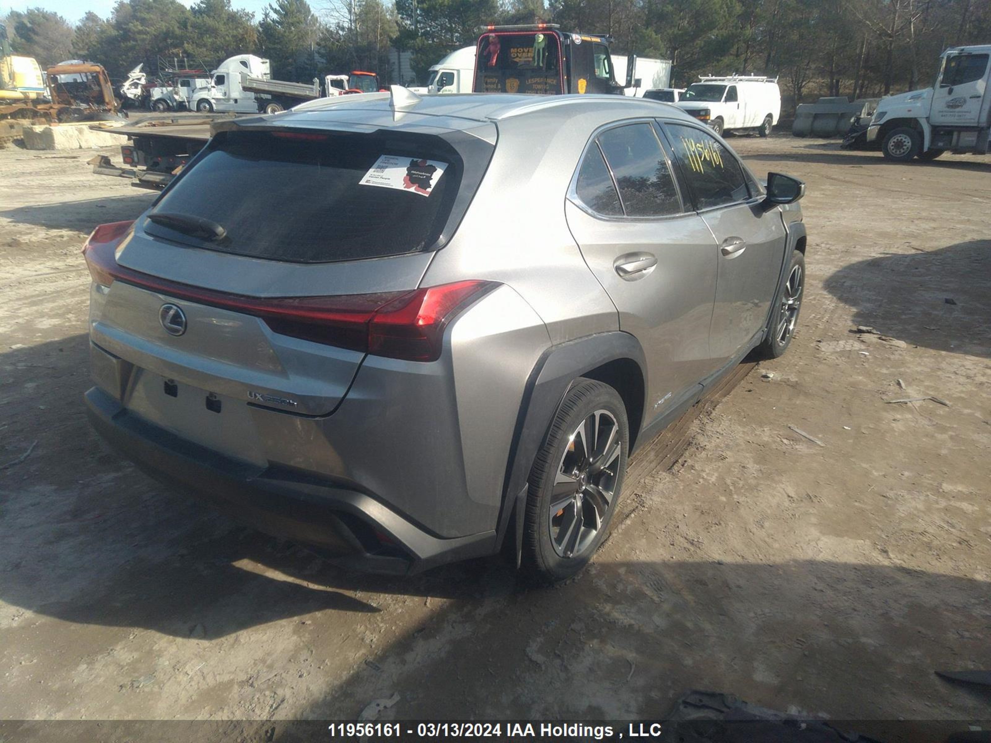 Photo 3 VIN: JTHP9JBHXL2028845 - LEXUS UX 