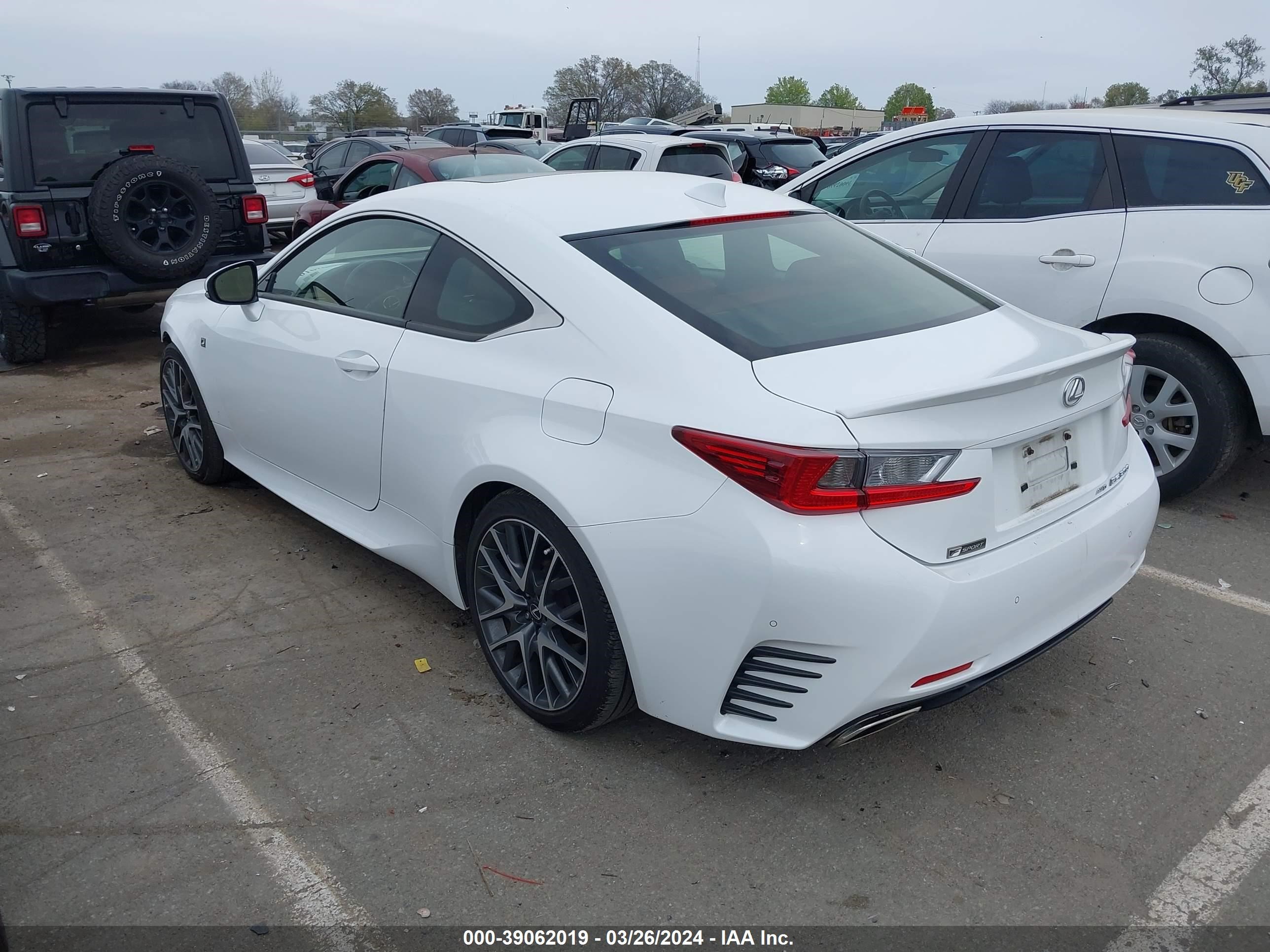 Photo 2 VIN: JTHS85BC8J5004371 - LEXUS RC 