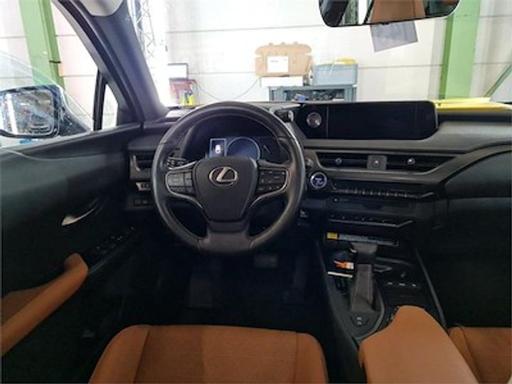 Photo 9 VIN: JTHU95BH202017196 - LEXUS UX 250H 