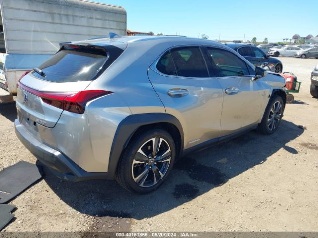 Photo 3 VIN: JTHU9JBH2K2010566 - LEXUS UX 