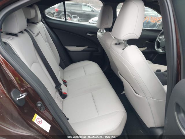 Photo 7 VIN: JTHU9JBH5K2002848 - LEXUS UX 250H 