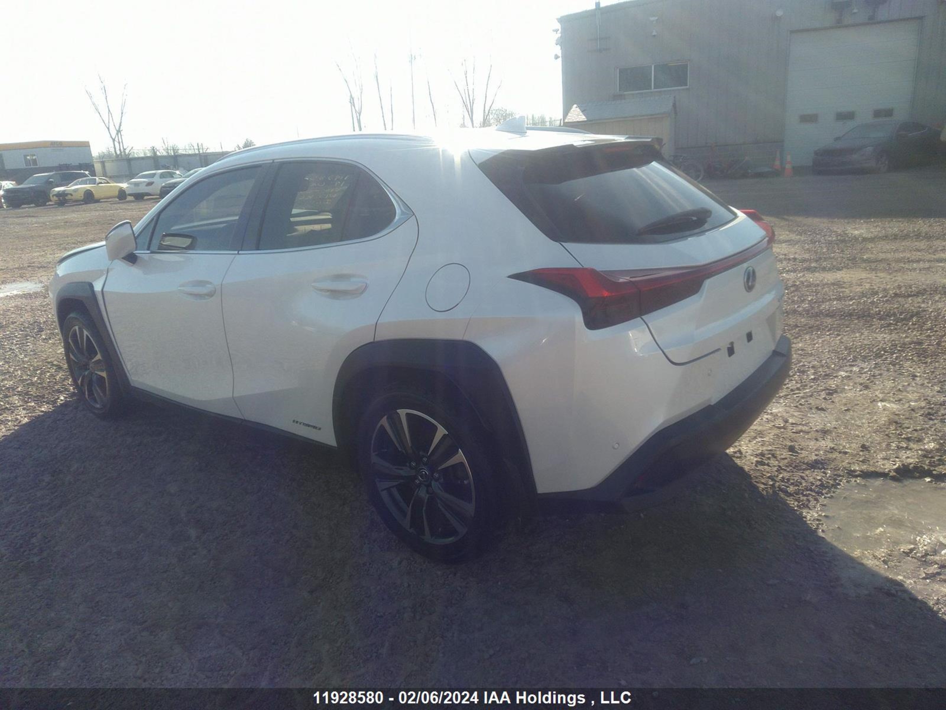 Photo 2 VIN: JTHU9JBH6K2006598 - LEXUS UX 