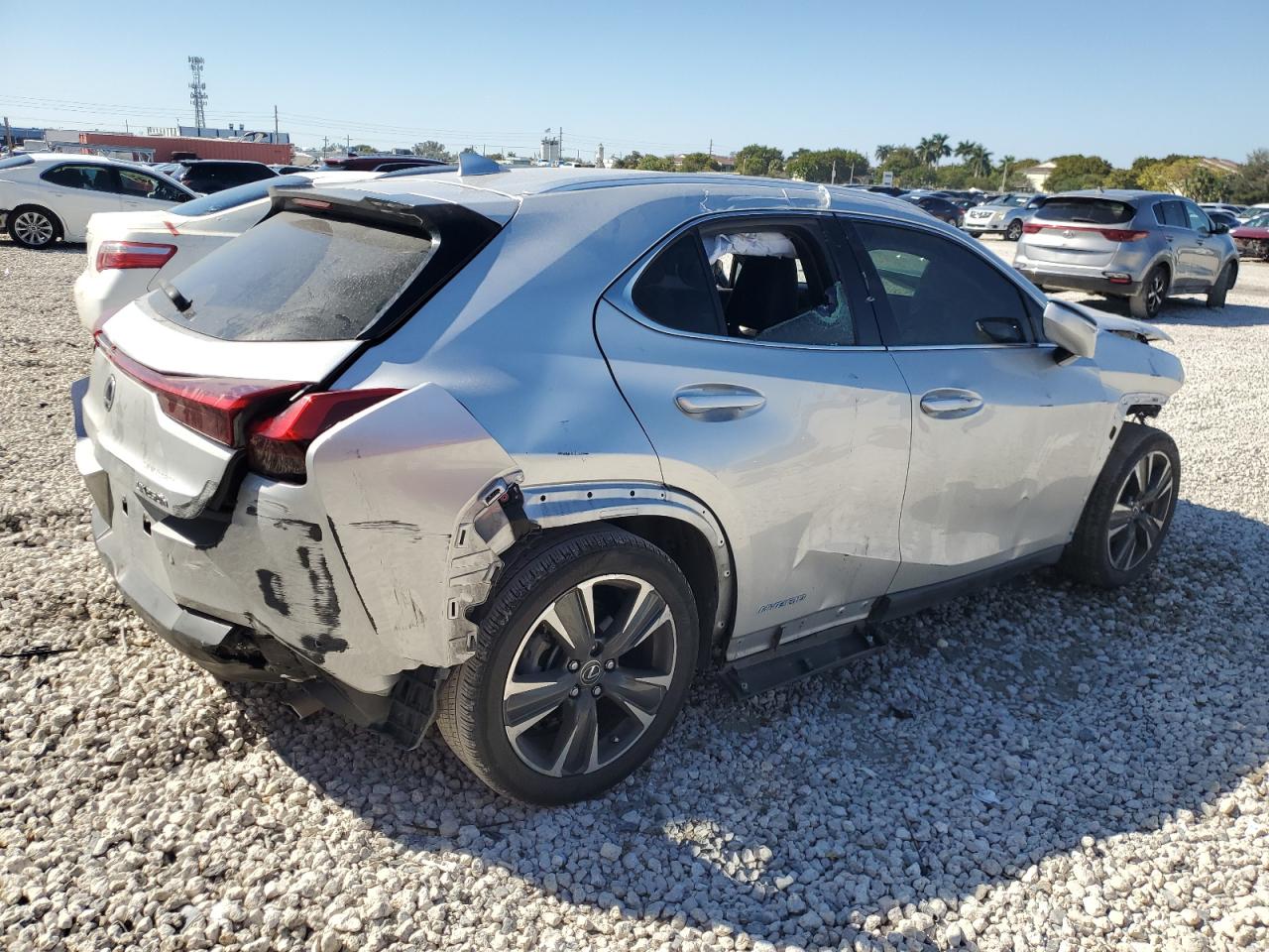 Photo 2 VIN: JTHU9JBHXK2004532 - LEXUS UX 