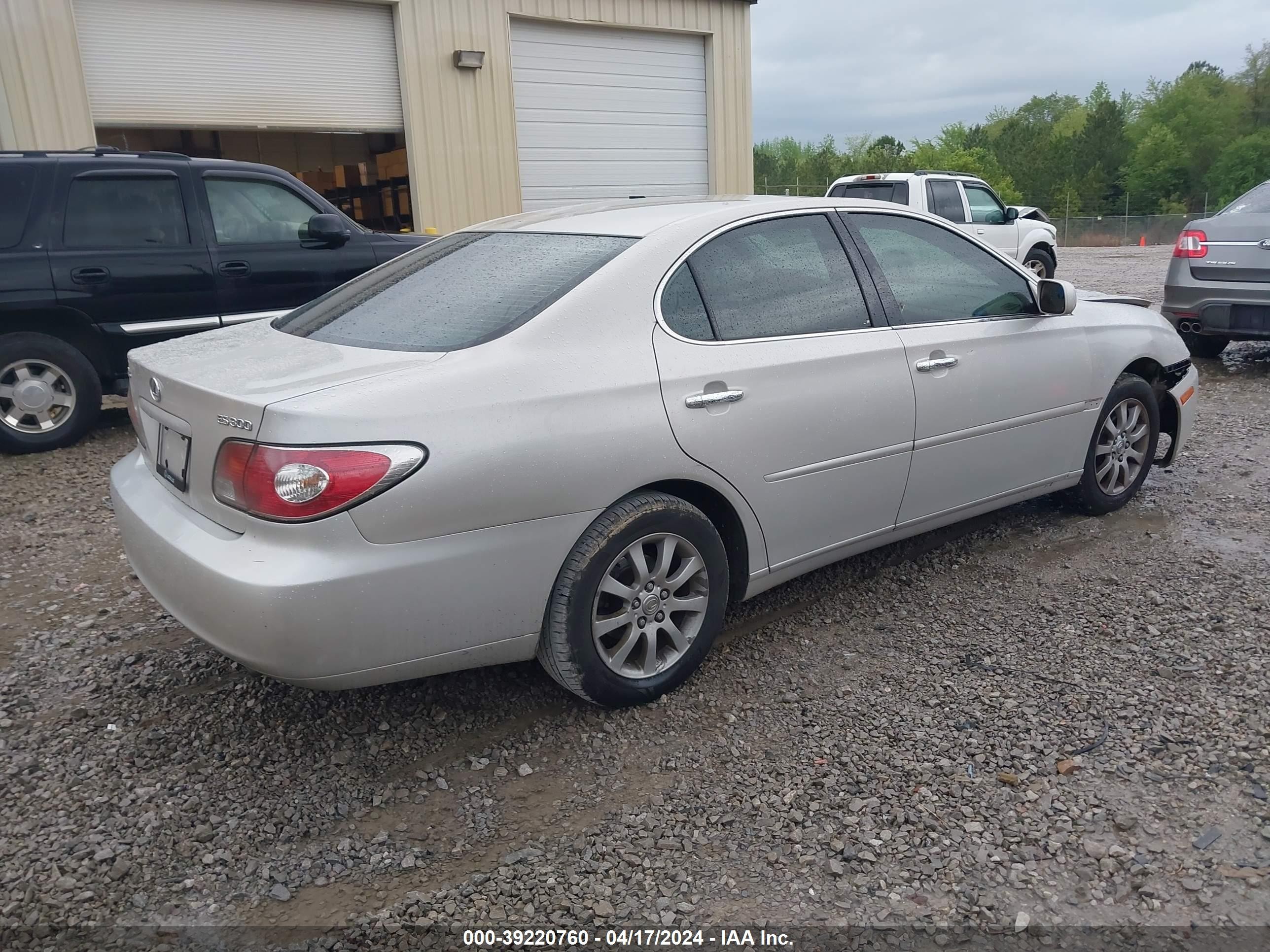 Photo 3 VIN: JTHVF30G220029684 - LEXUS ES 