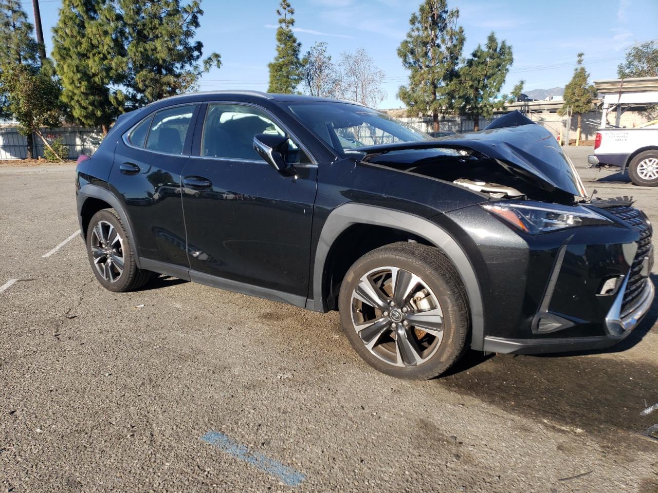 Photo 3 VIN: JTHX3JBH1M2032852 - LEXUS UX 