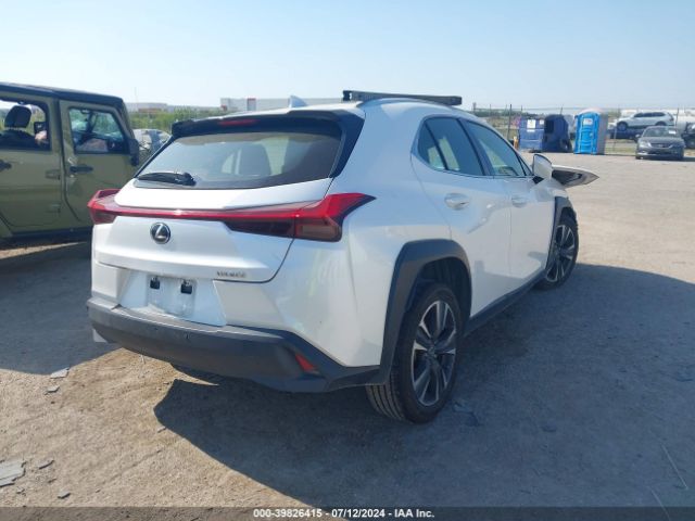 Photo 3 VIN: JTHX3JBH4L2024114 - LEXUS UX 