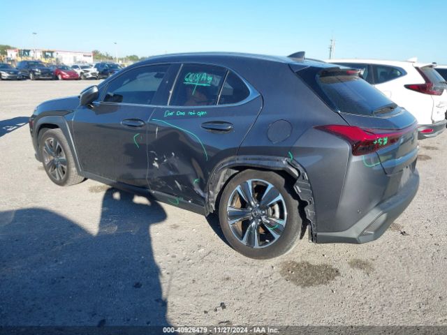 Photo 2 VIN: JTHX3JBH4N2055656 - LEXUS UX 