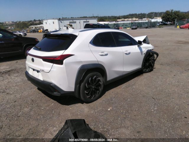 Photo 3 VIN: JTHX3JBH5L2029984 - LEXUS UX 