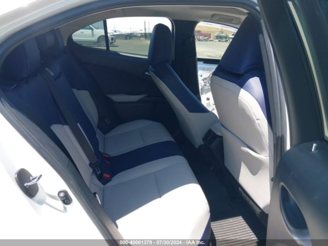 Photo 7 VIN: JTHX3JBH7L2029890 - LEXUS UX 