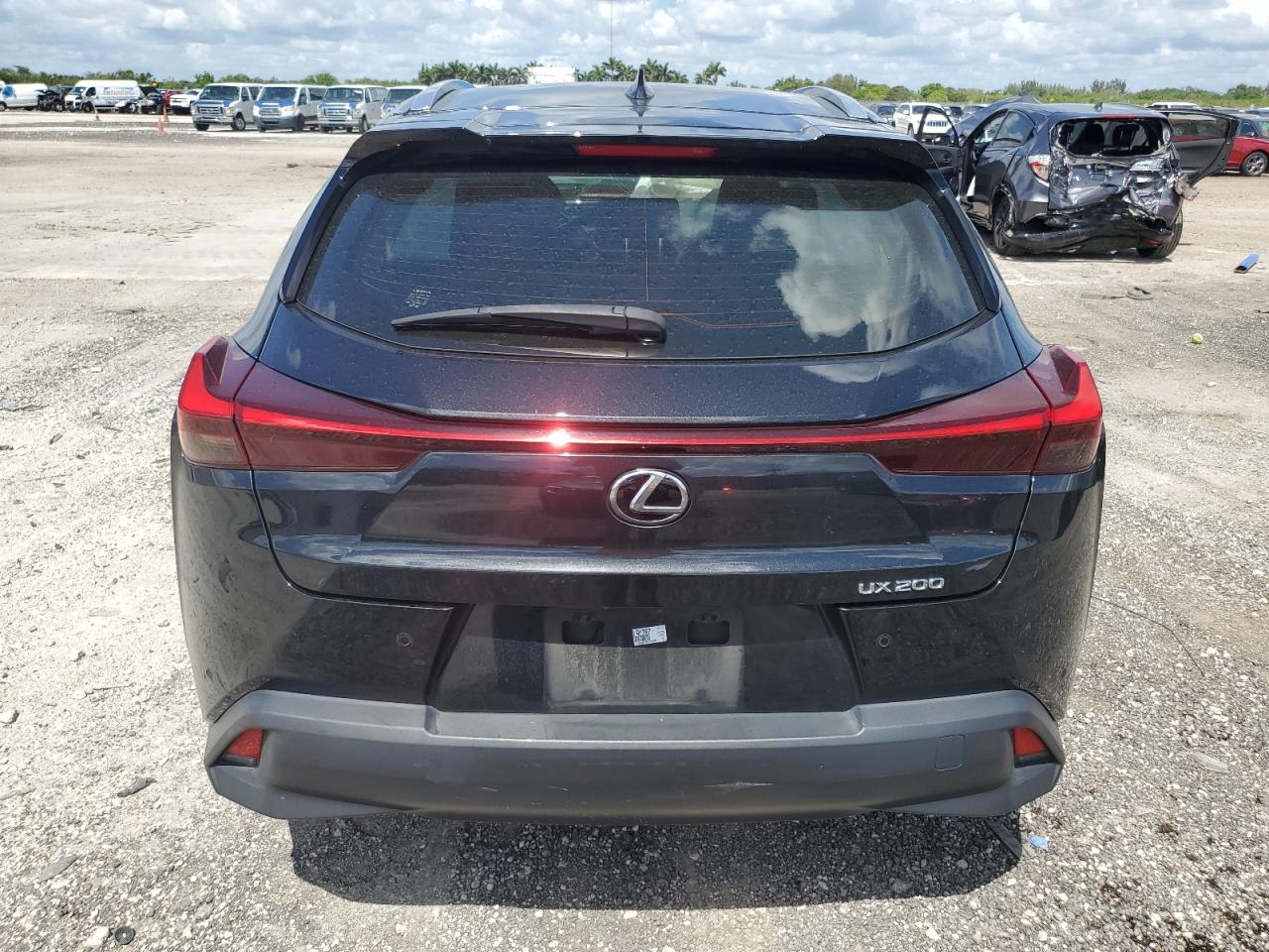 Photo 5 VIN: JTHX3JBH7M2038350 - LEXUS UX 