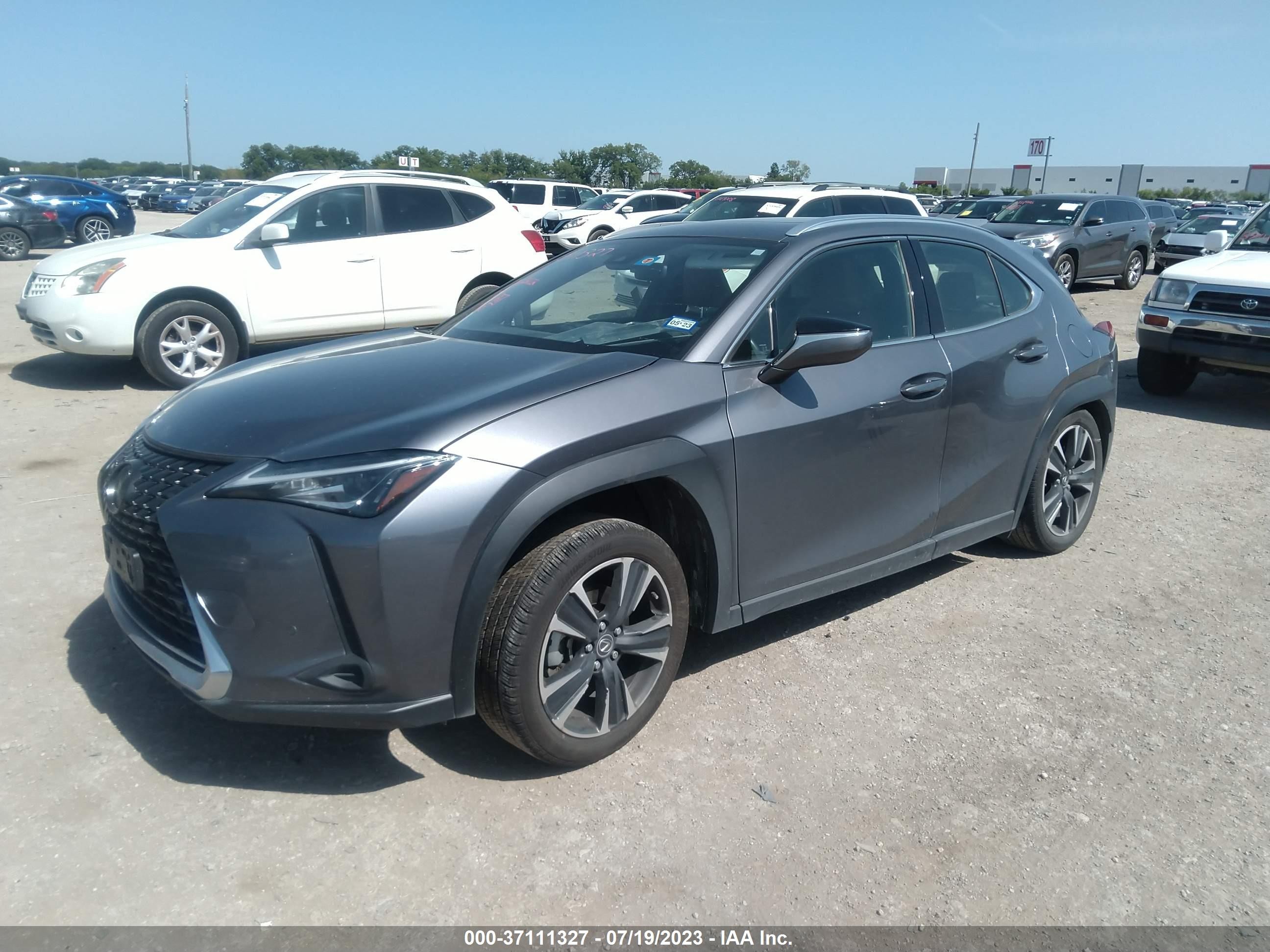 Photo 1 VIN: JTHX3JBH8L2021524 - LEXUS UX 