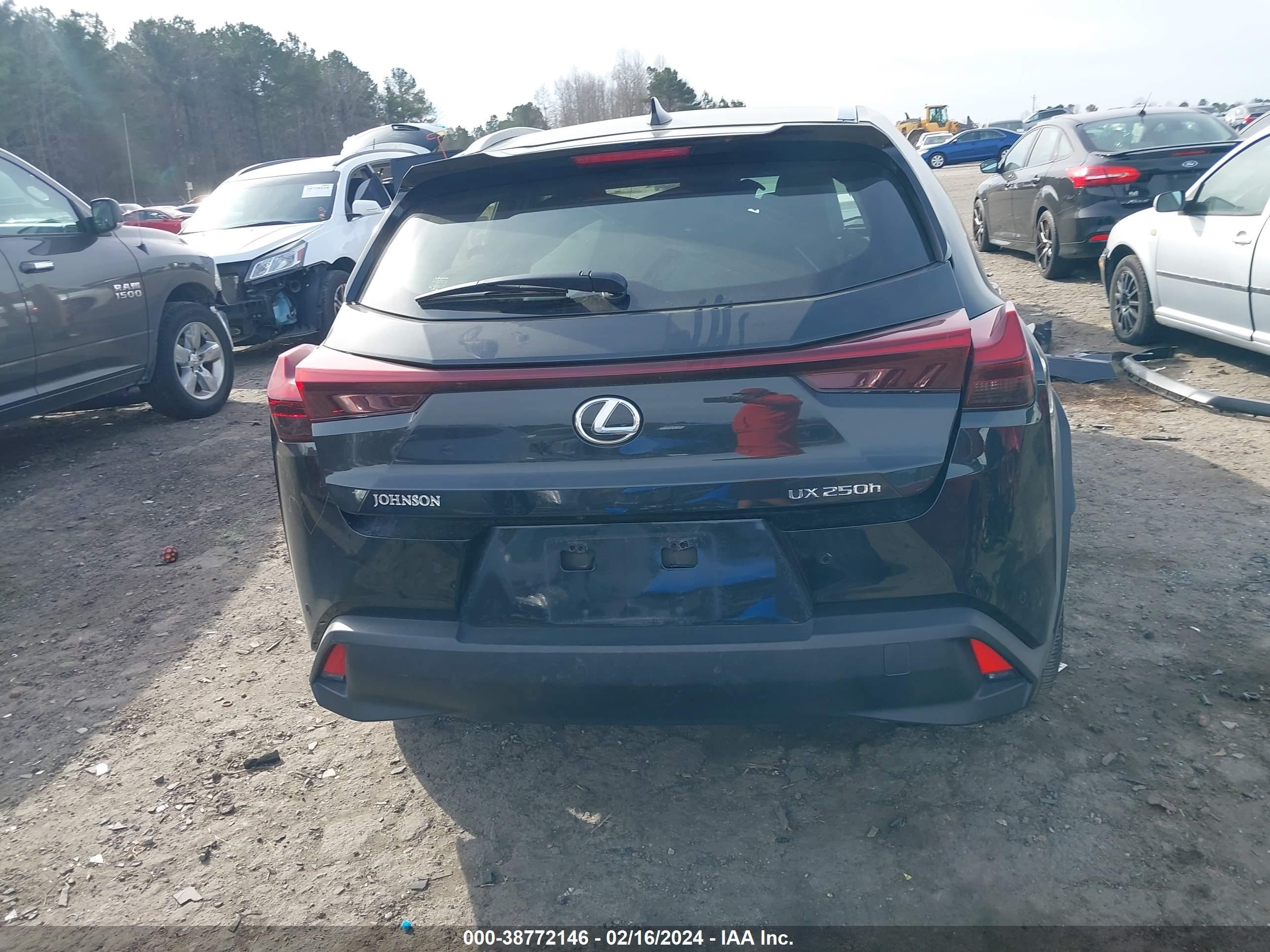 Photo 16 VIN: JTHX6JBH4R2178998 - LEXUS UX 