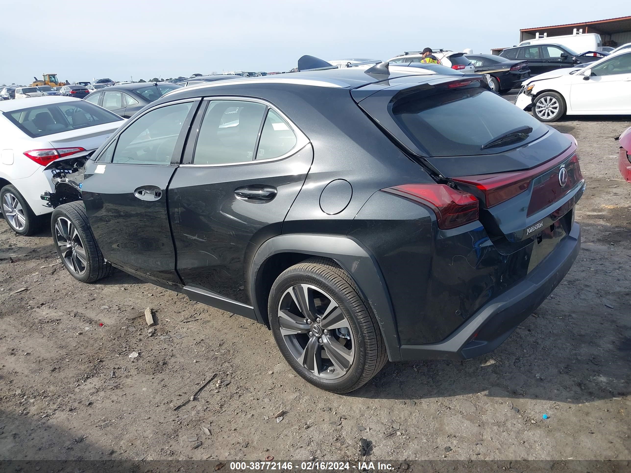 Photo 2 VIN: JTHX6JBH4R2178998 - LEXUS UX 