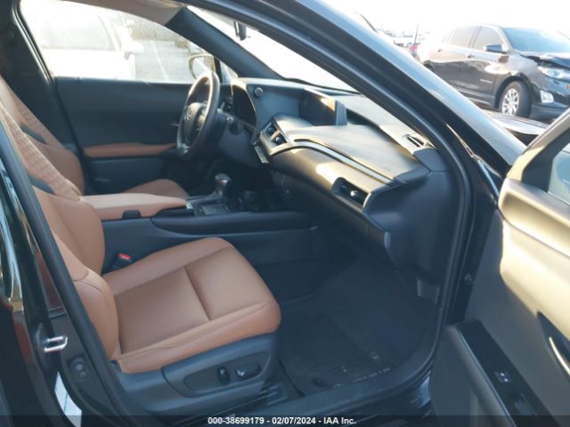 Photo 4 VIN: JTHX9JBH5N2056507 - LEXUS UX 250H 