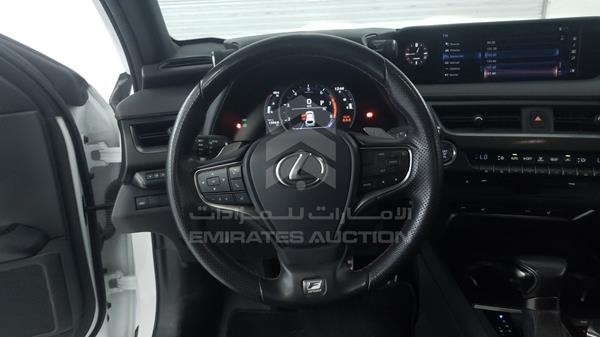 Photo 12 VIN: JTHY35BH0L2027202 - LEXUS UX 200 