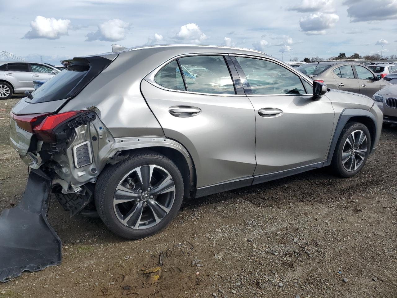 Photo 2 VIN: JTHY3JBH1K2002266 - LEXUS UX 