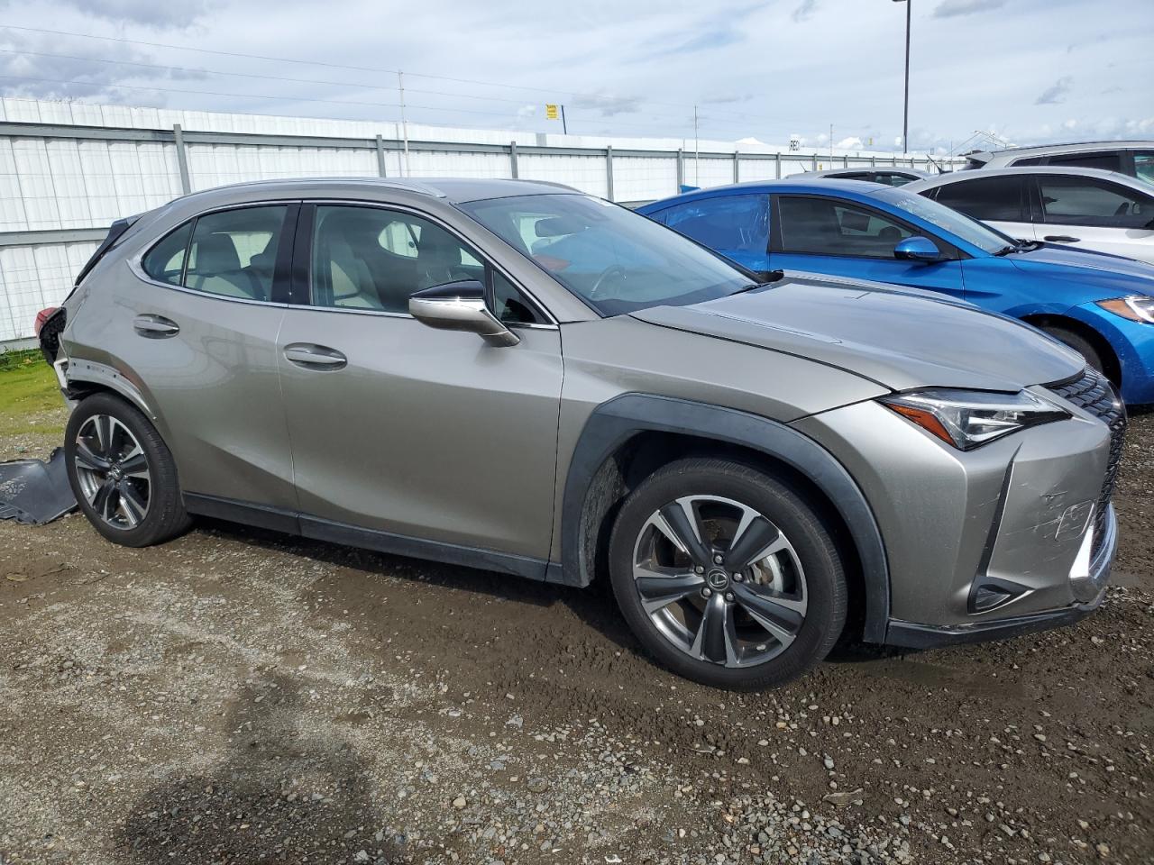 Photo 3 VIN: JTHY3JBH1K2002266 - LEXUS UX 