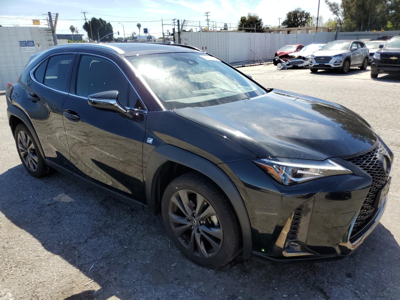 Photo 3 VIN: JTHY3JBH1K2017592 - LEXUS UX 