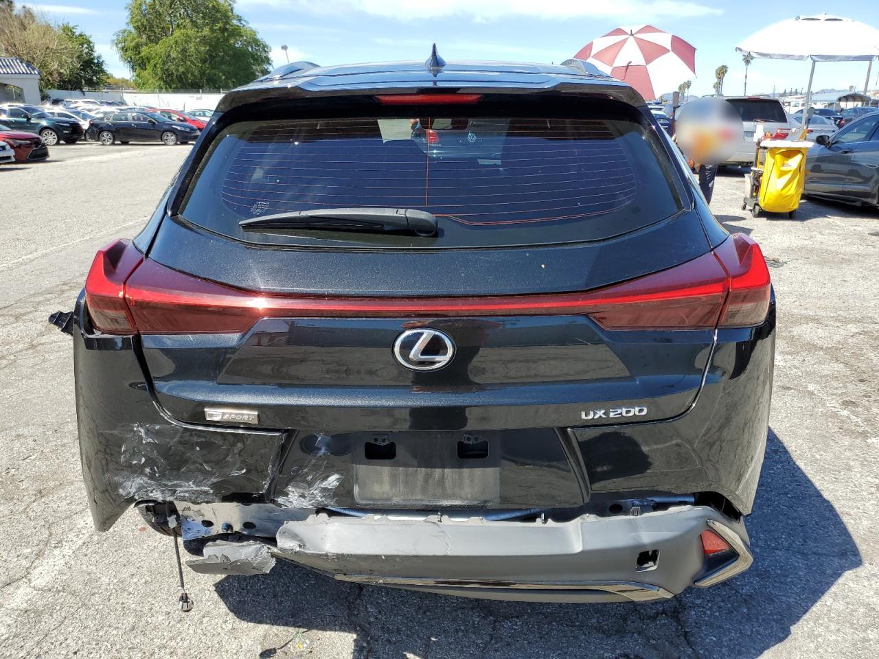 Photo 5 VIN: JTHY3JBH1K2017592 - LEXUS UX 