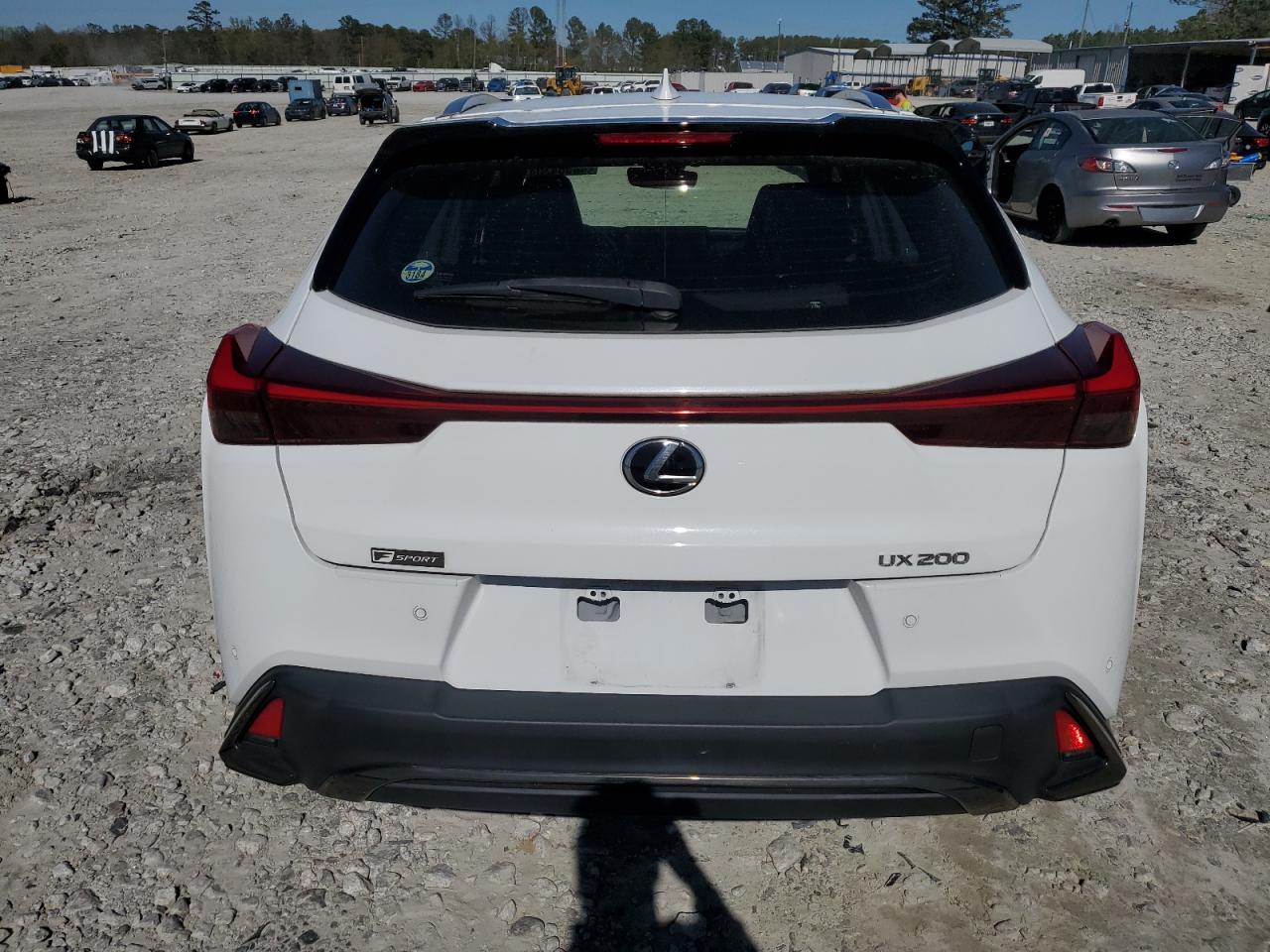 Photo 5 VIN: JTHY3JBH2K2002390 - LEXUS UX 