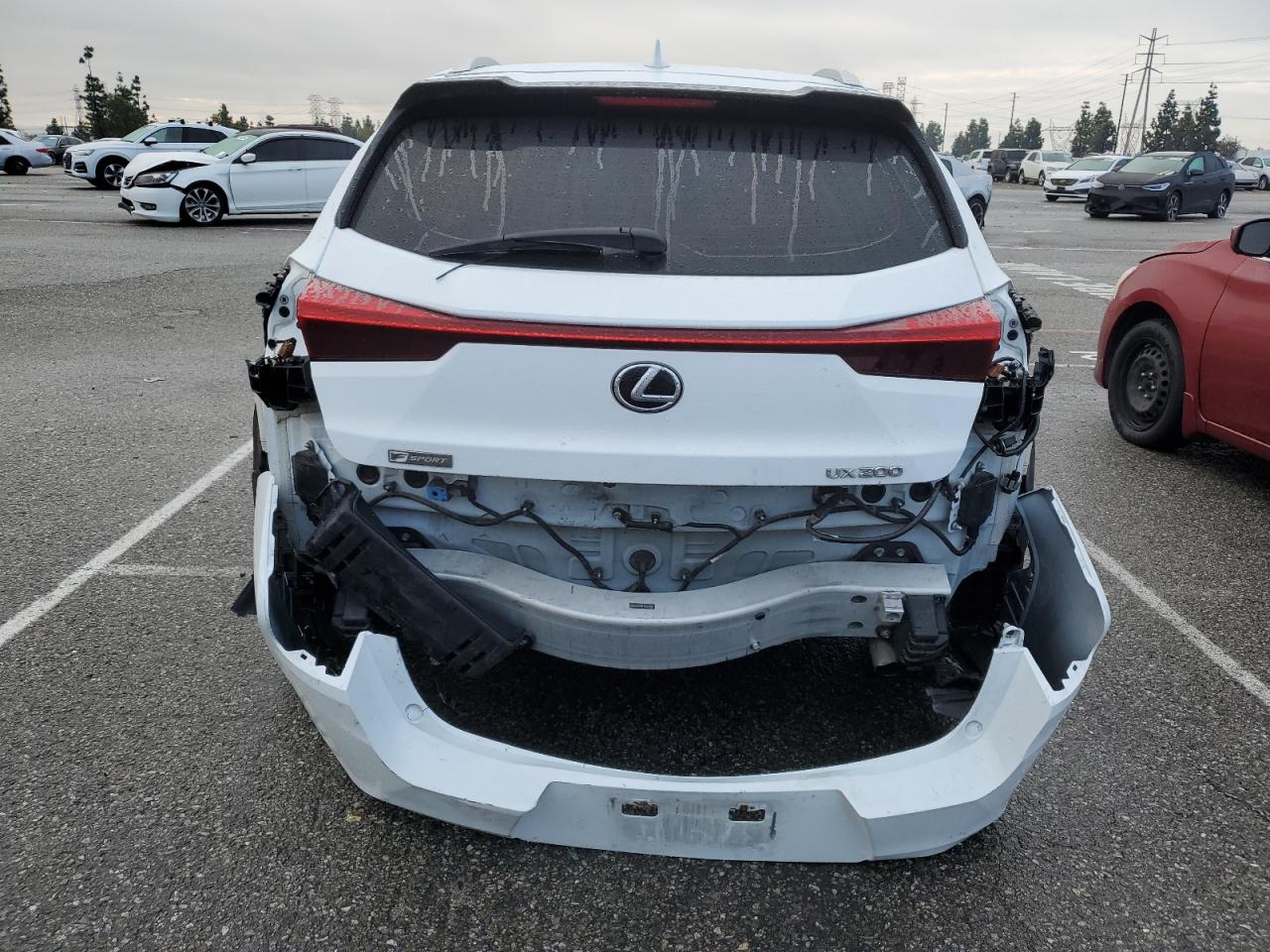 Photo 5 VIN: JTHY3JBH3K2001877 - LEXUS UX 