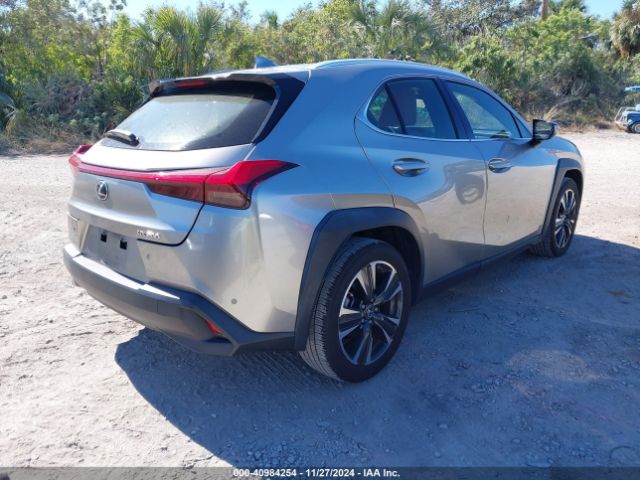 Photo 3 VIN: JTHY3JBH3K2003256 - LEXUS UX 