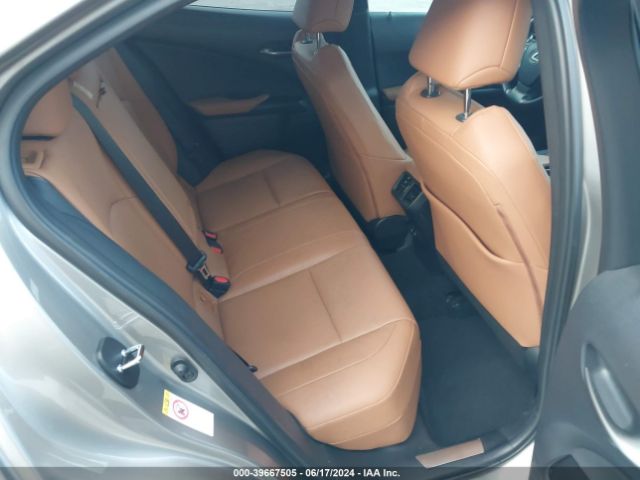 Photo 7 VIN: JTHY3JBH3K2003953 - LEXUS UX 