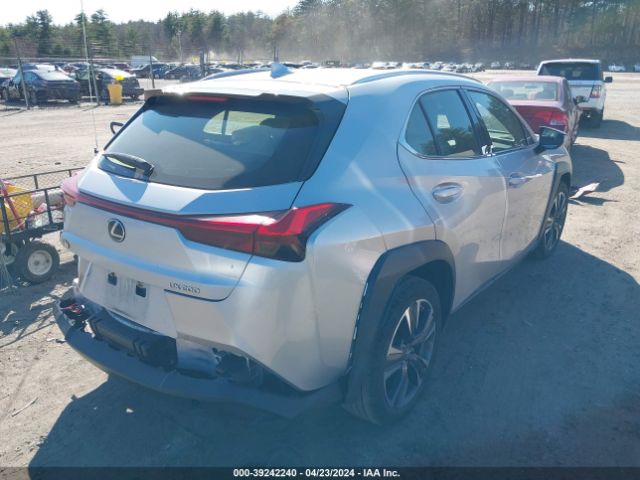 Photo 3 VIN: JTHY3JBH4K2016100 - LEXUS UX 200 