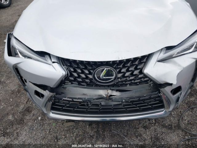 Photo 5 VIN: JTHY3JBH7K2004524 - LEXUS UX 200 