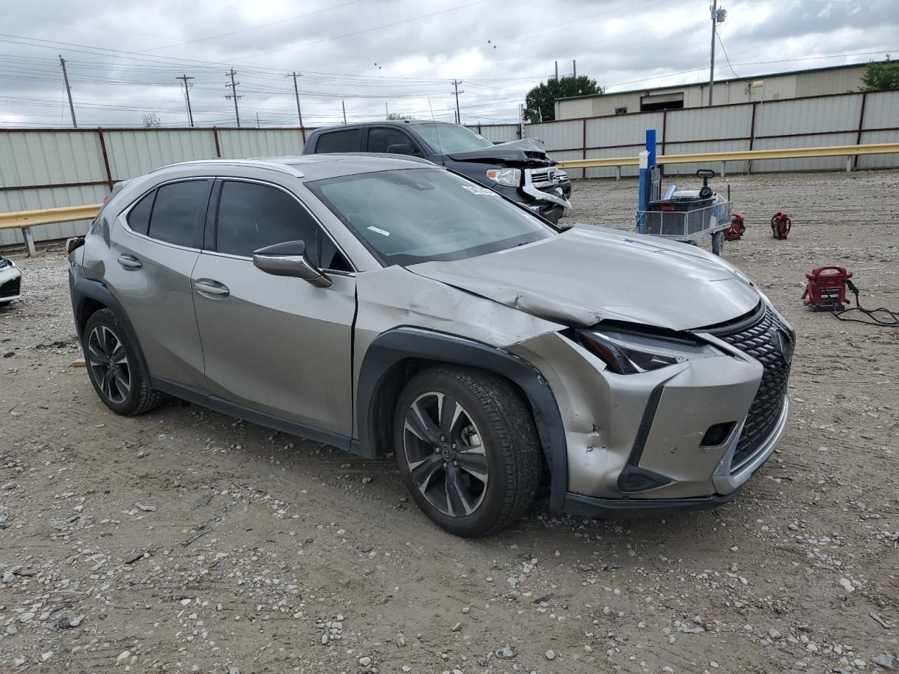 Photo 3 VIN: JTHY3JBH9K2016786 - LEXUS UX 