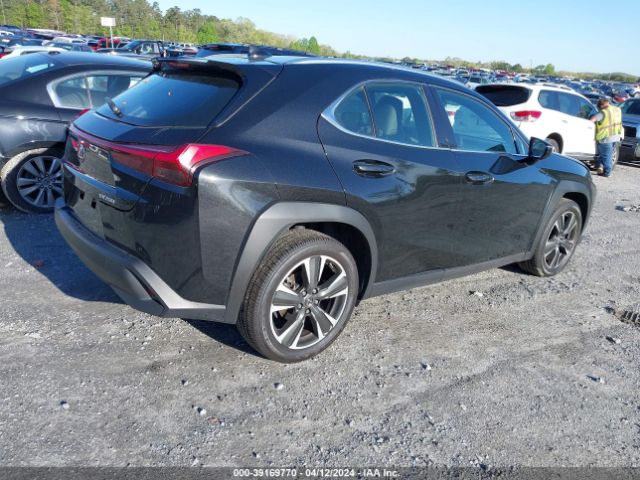 Photo 3 VIN: JTHY3JBHXK2004520 - LEXUS UX 