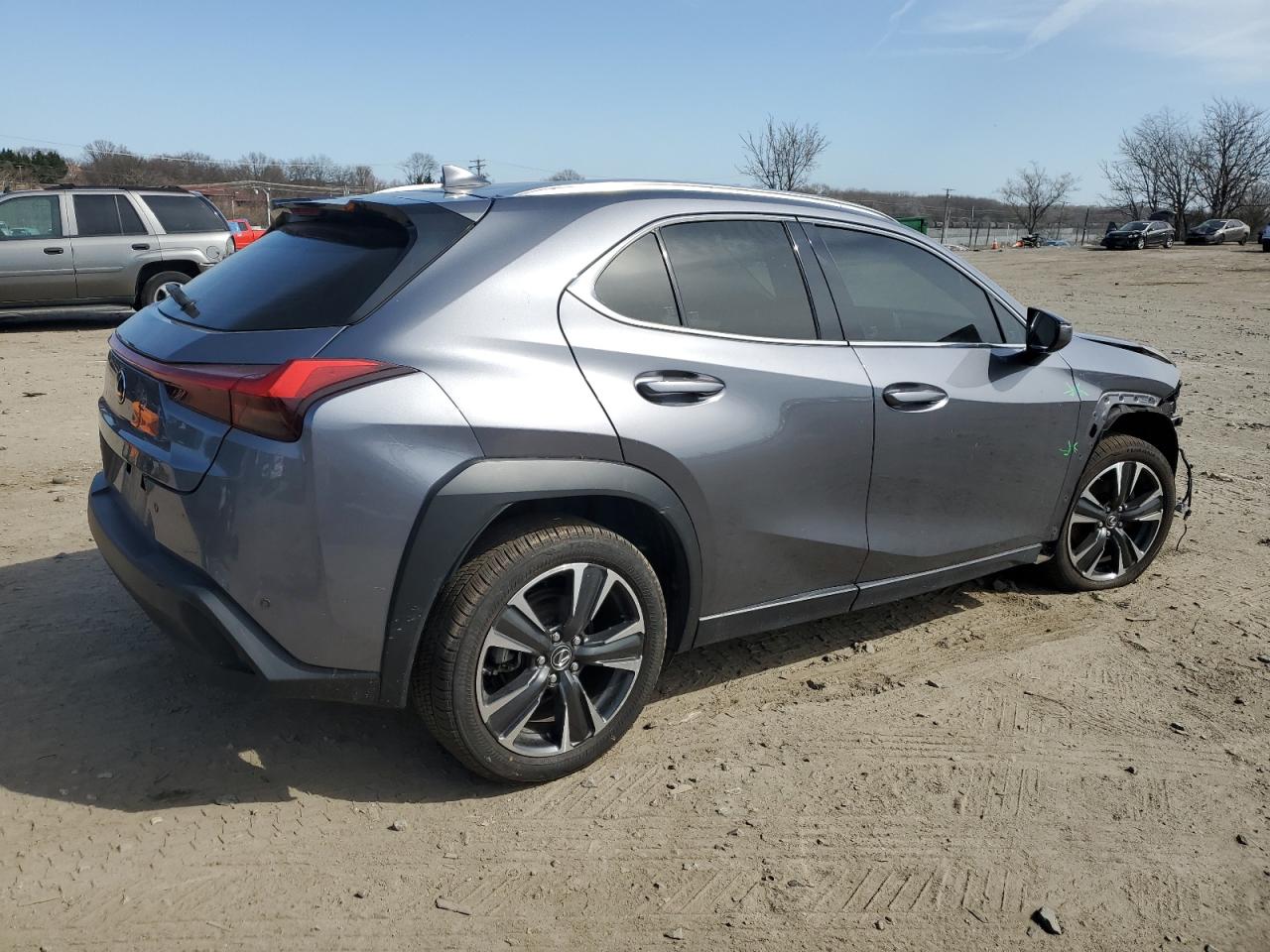 Photo 2 VIN: JTHY3JBHXK2020118 - LEXUS UX 