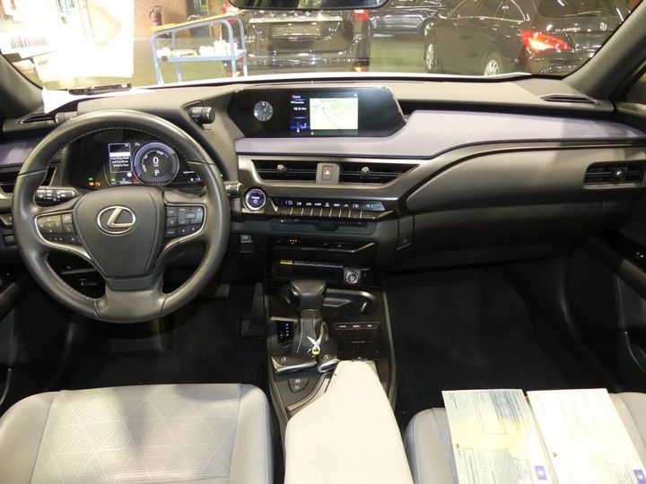 Photo 8 VIN: JTHY65BH202036468 - LEXUS UX 250H 