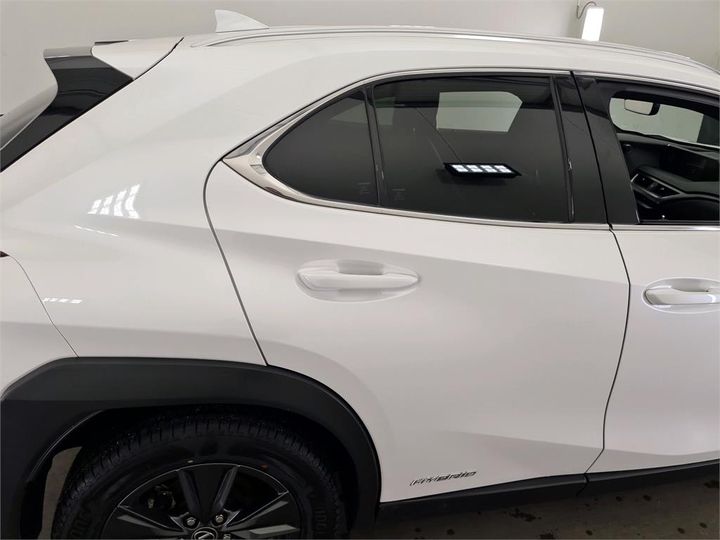 Photo 13 VIN: JTHY65BH302017735 - LEXUS UX 