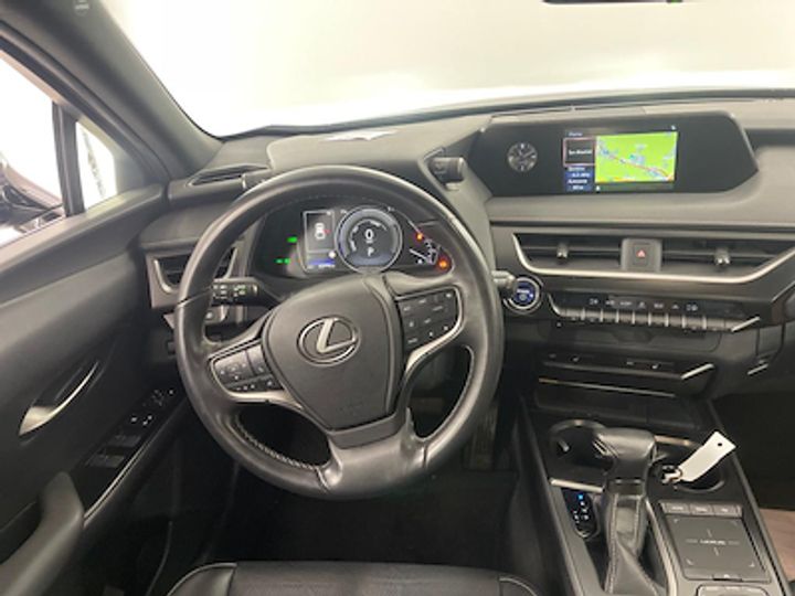 Photo 7 VIN: JTHY65BH402022927 - LEXUS UX 250H 