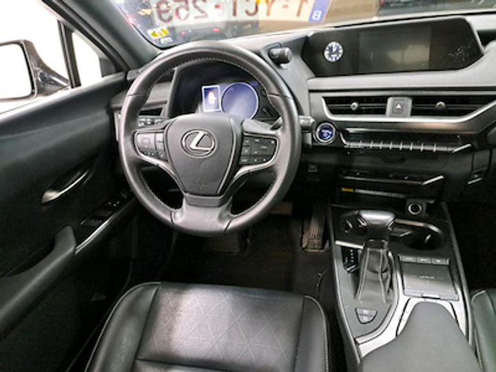 Photo 7 VIN: JTHY65BH402053093 - LEXUS UX 250H 