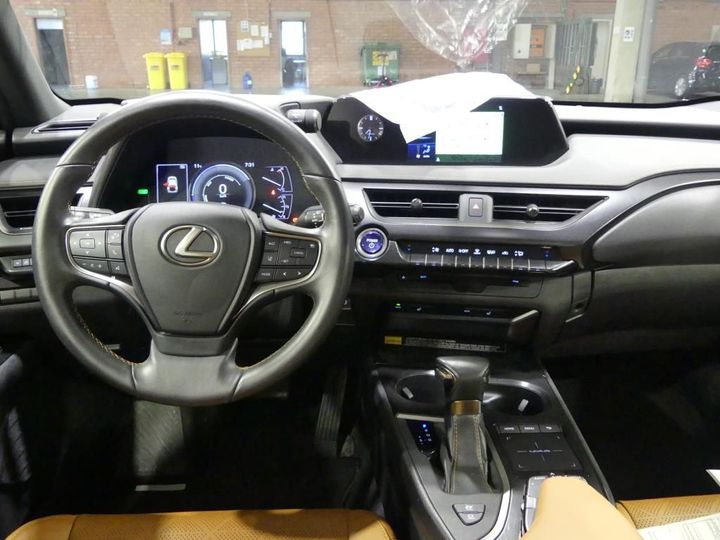 Photo 3 VIN: JTHY65BH602031855 - LEXUS UX 250H 