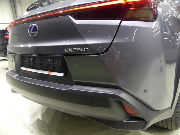 Photo 18 VIN: JTHY65BH702026017 - LEXUS UX 250H 